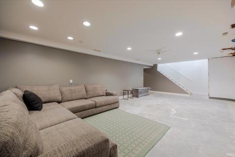 1227 S Pickwick Point Bloomington IN 47401