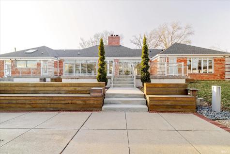 1227 S Pickwick Point Bloomington IN 47401
