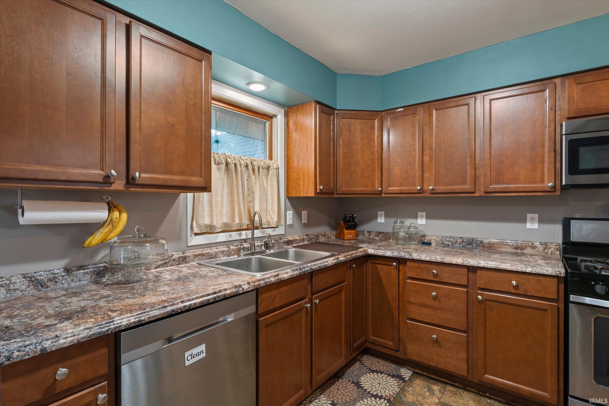 29671 Carolina Avenue Elkhart IN 46516