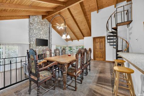 10911 E Mona Drive Huntingburg IN 47542