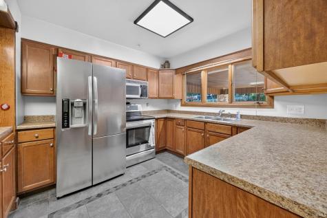 10911 E Mona Drive Huntingburg IN 47542