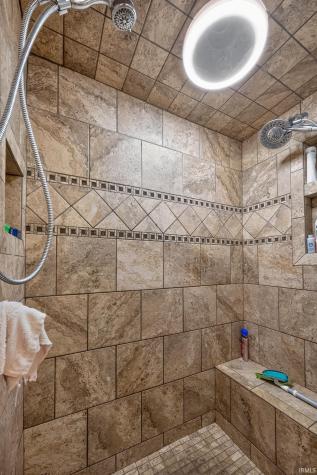 10911 E Mona Drive Huntingburg IN 47542