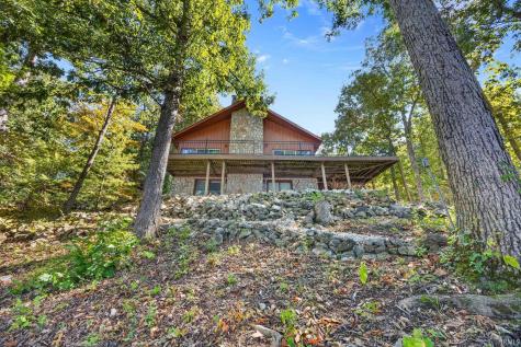 10911 E Mona Drive Huntingburg IN 47542