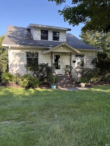 705 S Logan Street Kewanna IN 46939