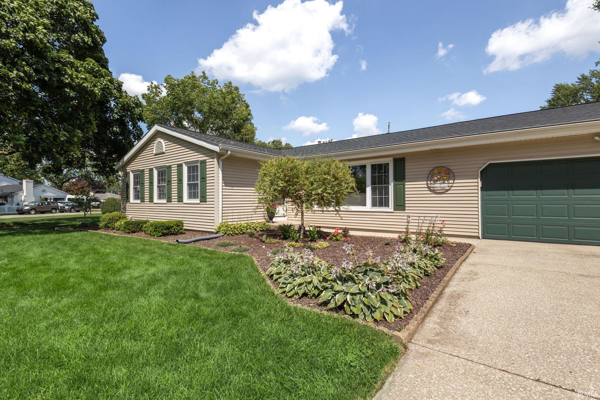 1532 Ash Drive W Elkhart IN 46514