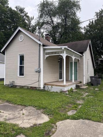 705 Upper 11th Street Vincennes IN 47591