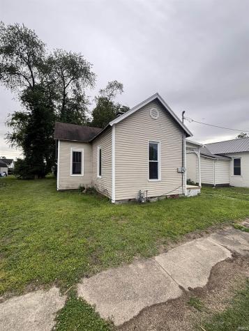 705 Upper 11th Street Vincennes IN 47591