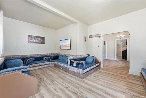 640 E Wayne Street Kendallville IN 46755