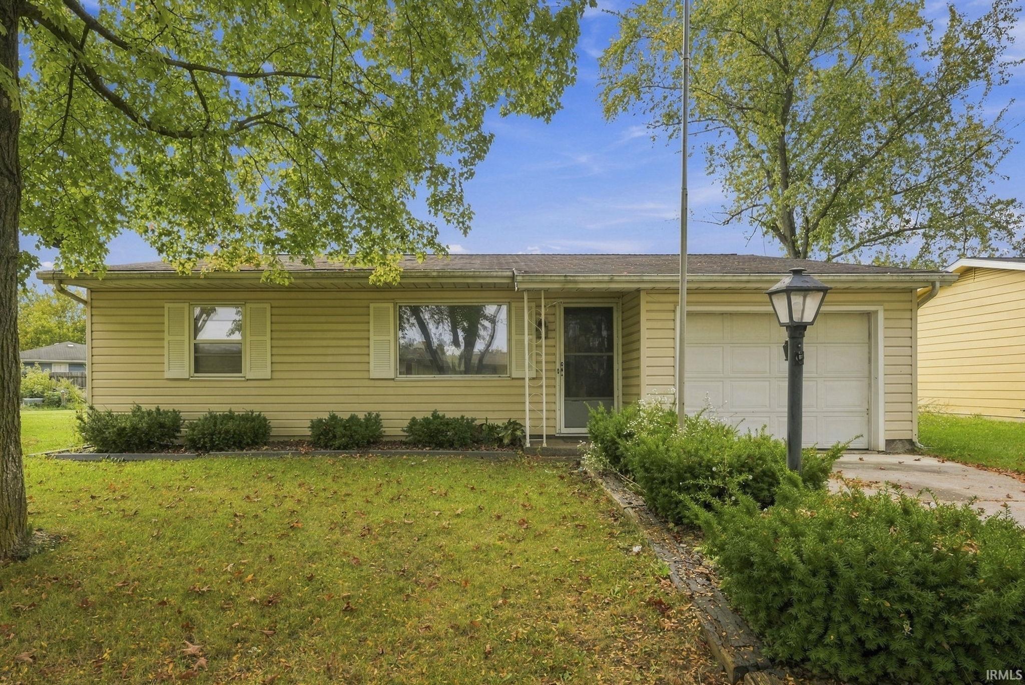 2022 Montford Drive Fort Wayne IN 46816