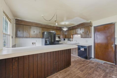 2022 Montford Drive Fort Wayne IN 46816