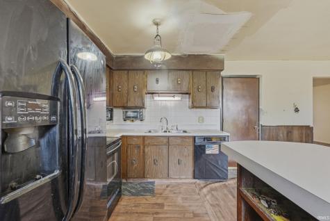 2022 Montford Drive Fort Wayne IN 46816