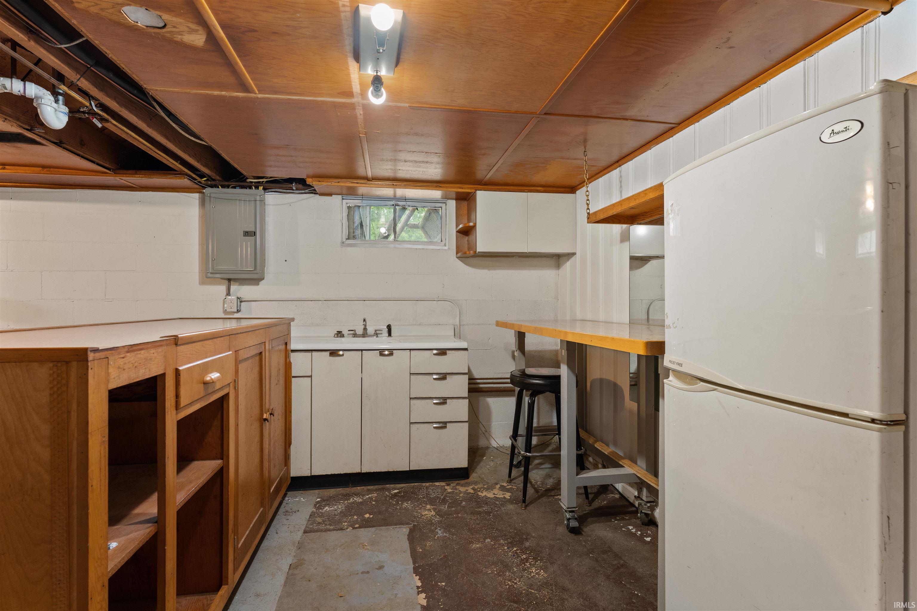 58624 County Road 111 Elkhart IN 46517