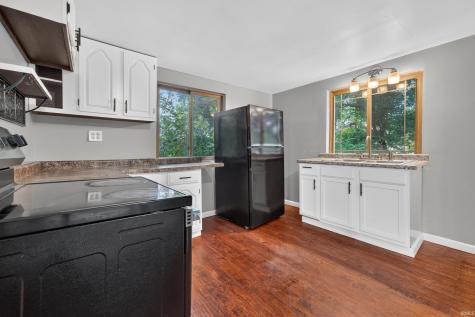 1529 Erie Avenue Logansport IN 46947