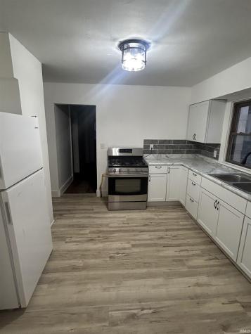 119 N Dicks Street Muncie IN 47303