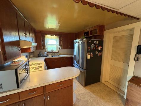 724 Crystal Road St. Meinrad IN 47577