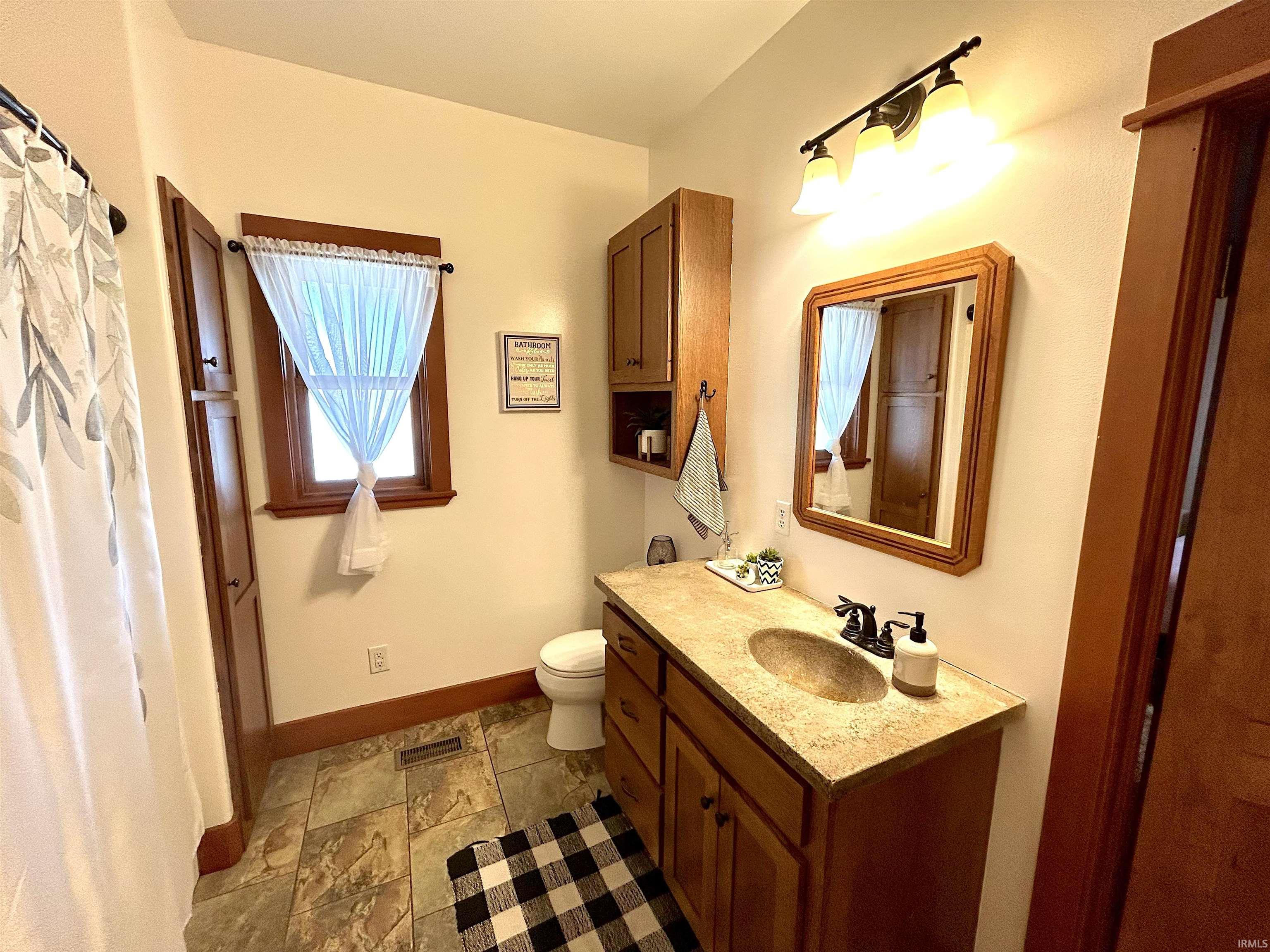30195 County Road 40 Wakarusa IN 46573