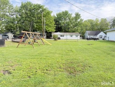 273 N East Street Rossville IN 46065