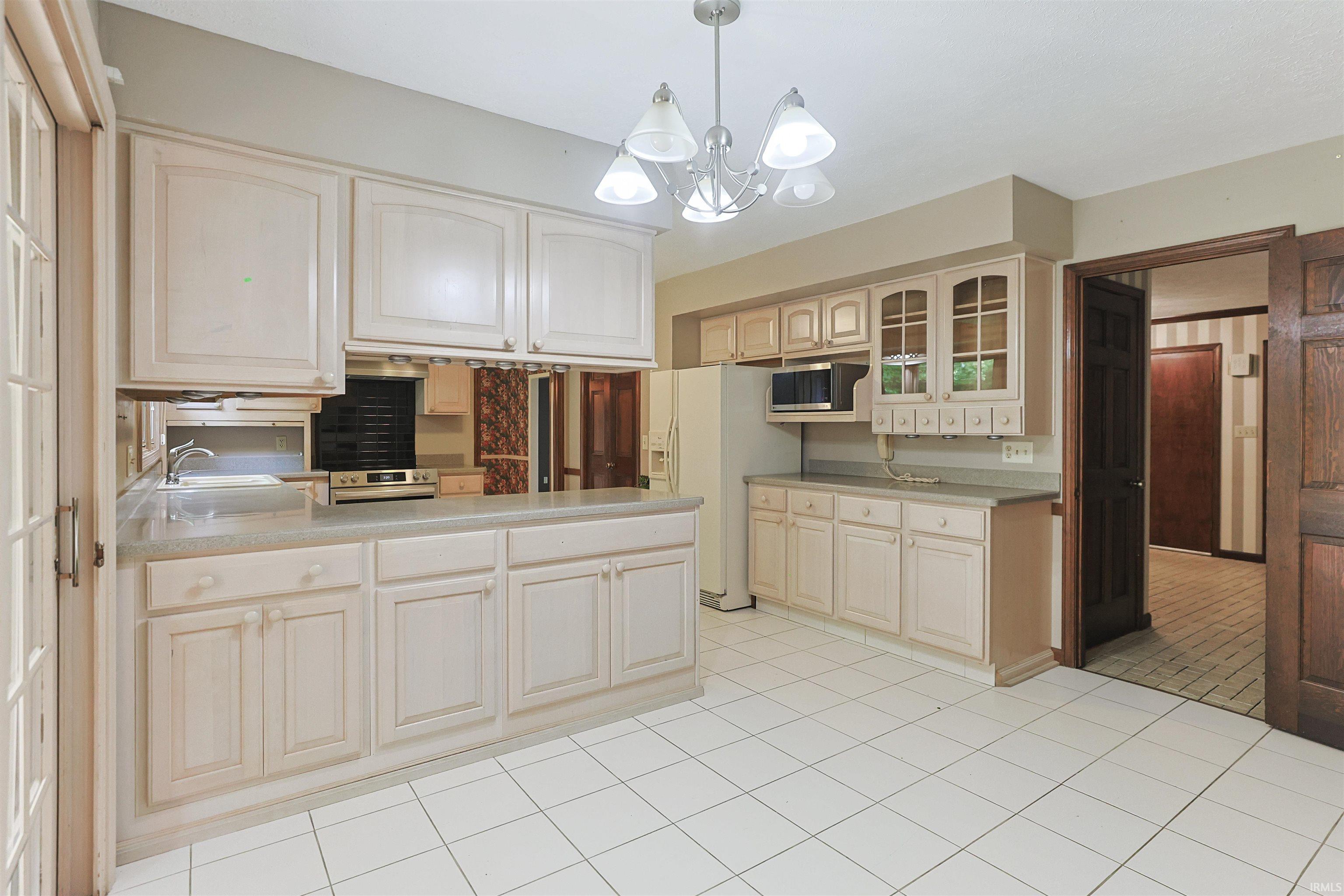 17022 Woodshire Court Granger IN 46530