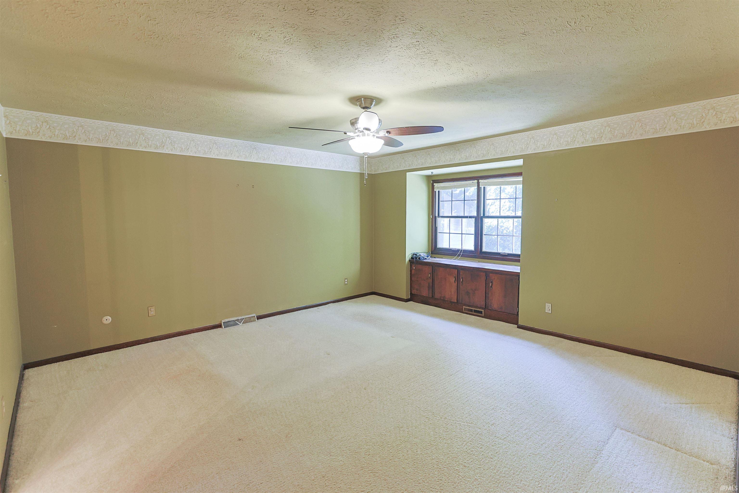 17022 Woodshire Court Granger IN 46530