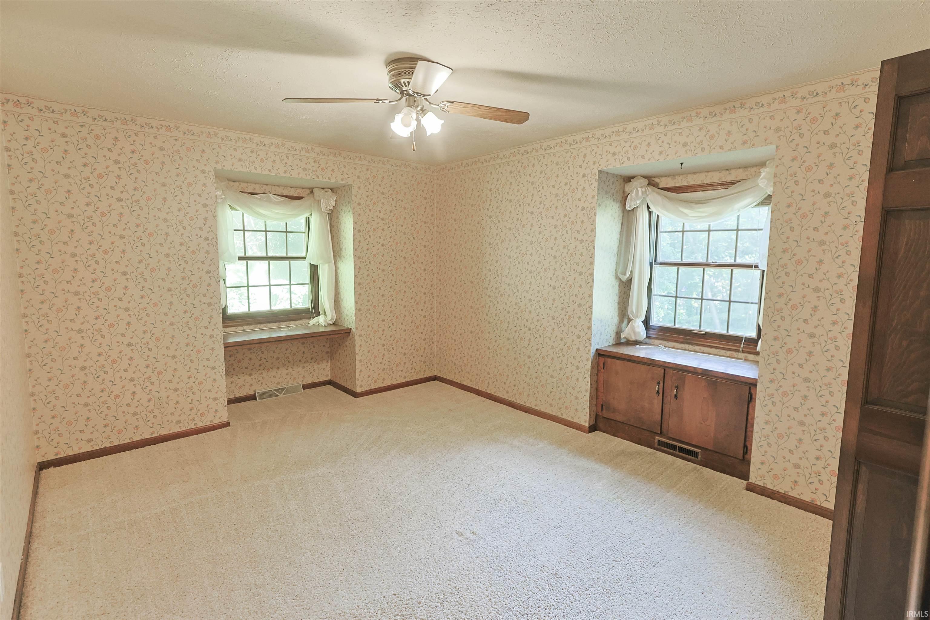 17022 Woodshire Court Granger IN 46530