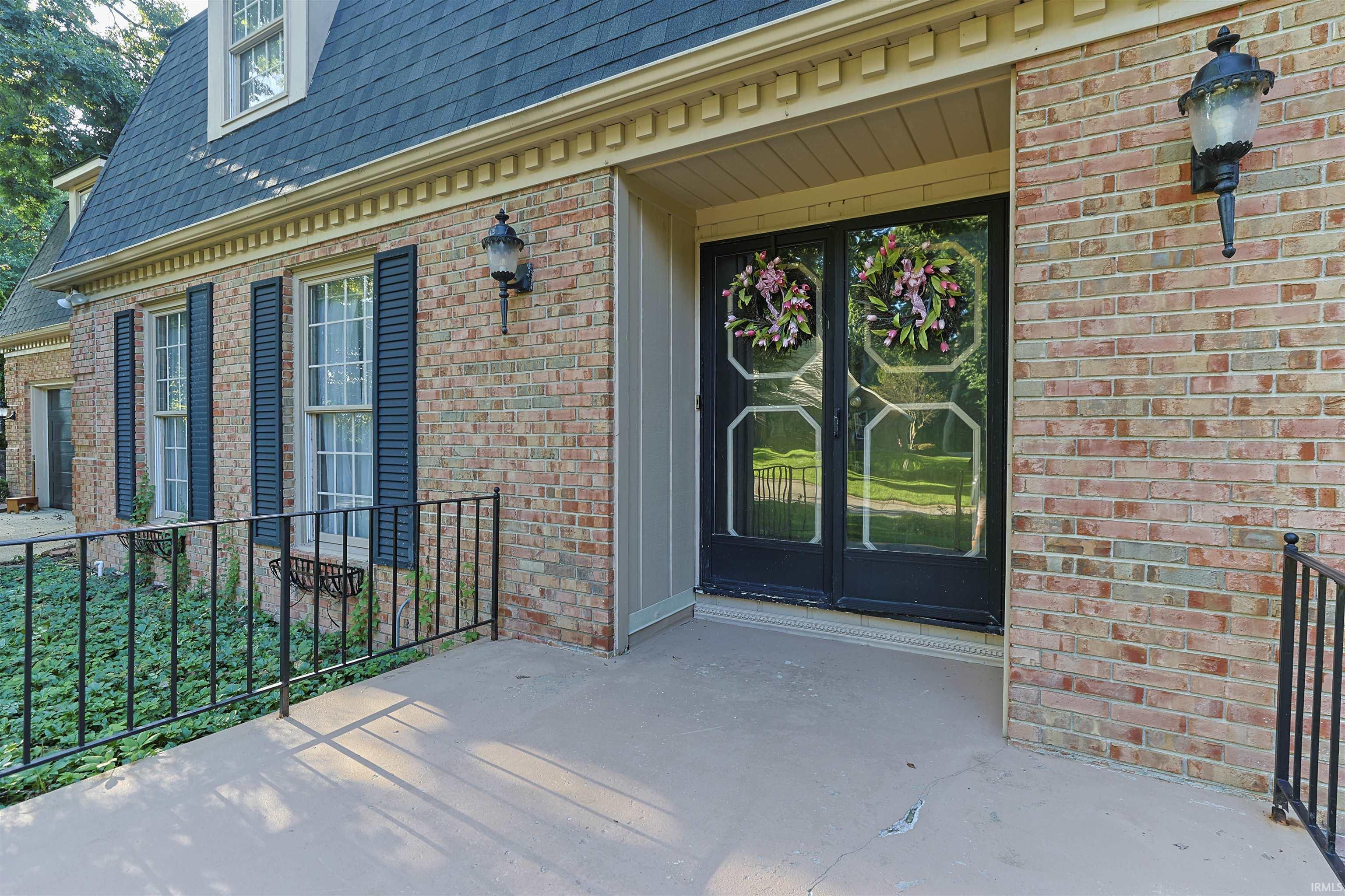 17022 Woodshire Court Granger IN 46530