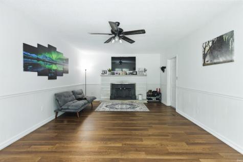 6049 E Mineral Koleen Road Bloomfield IN 47424