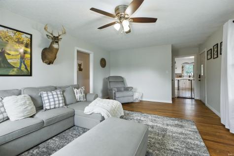 6049 E Mineral Koleen Road Bloomfield IN 47424
