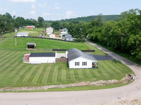 6049 E Mineral Koleen Road Bloomfield IN 47424