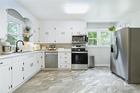 6049 E Mineral Koleen Road Bloomfield IN 47424