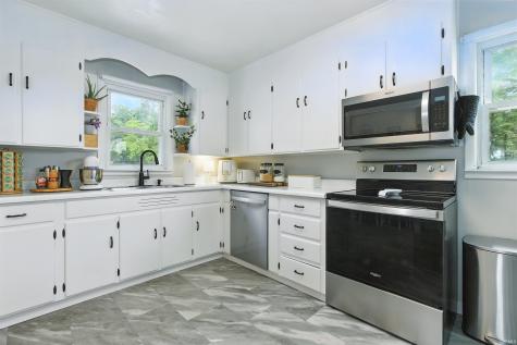 6049 E Mineral Koleen Road Bloomfield IN 47424