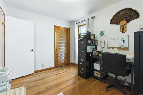 6049 E Mineral Koleen Road Bloomfield IN 47424