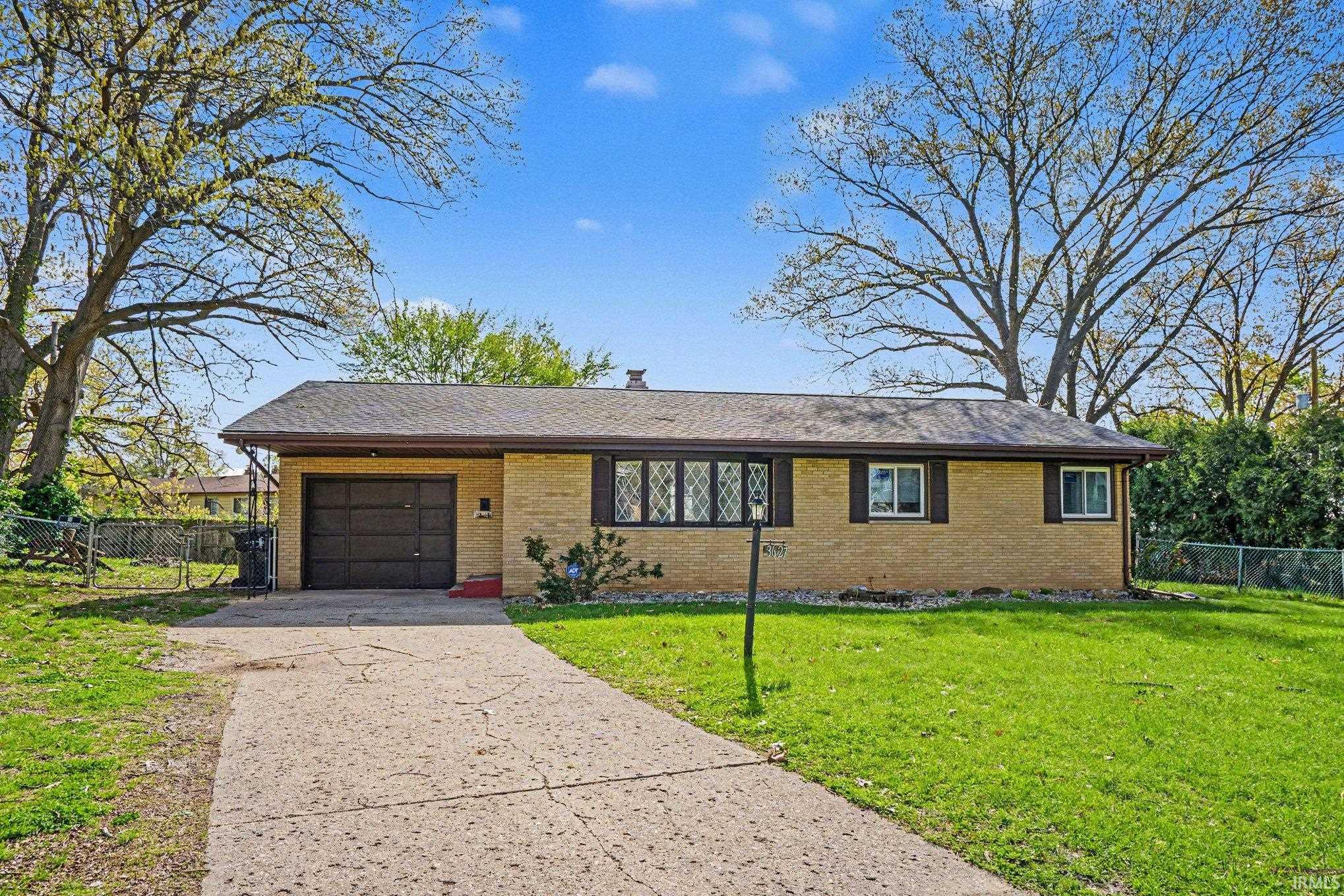 3627 Brentwood Drive South Bend IN 46628