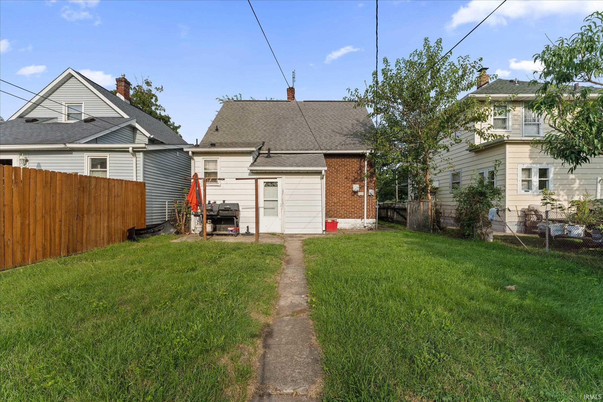 1631 S Scott Street South Bend IN 46613