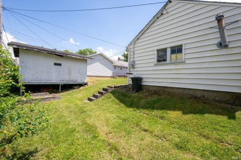 1917 Glenwood Avenue Fort Wayne IN 46805