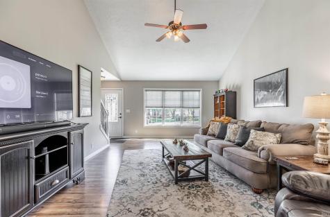 11402 Merlin Place Evansville IN 47725