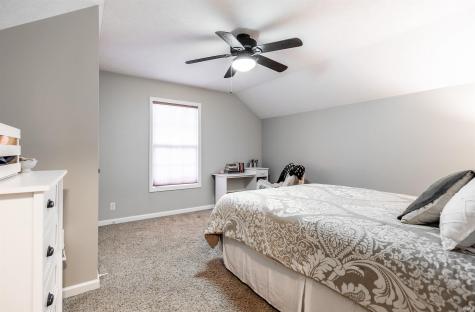 11402 Merlin Place Evansville IN 47725