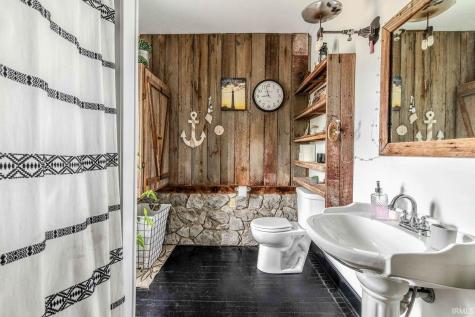10820 County Road 50 Ligonier IN 46747