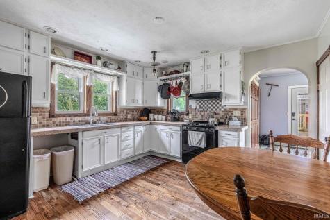10820 County Road 50 Ligonier IN 46747