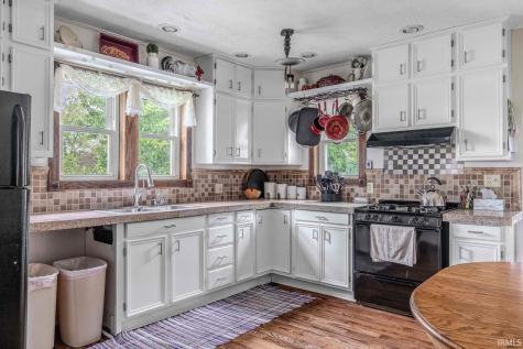 10820 County Road 50 Ligonier IN 46747