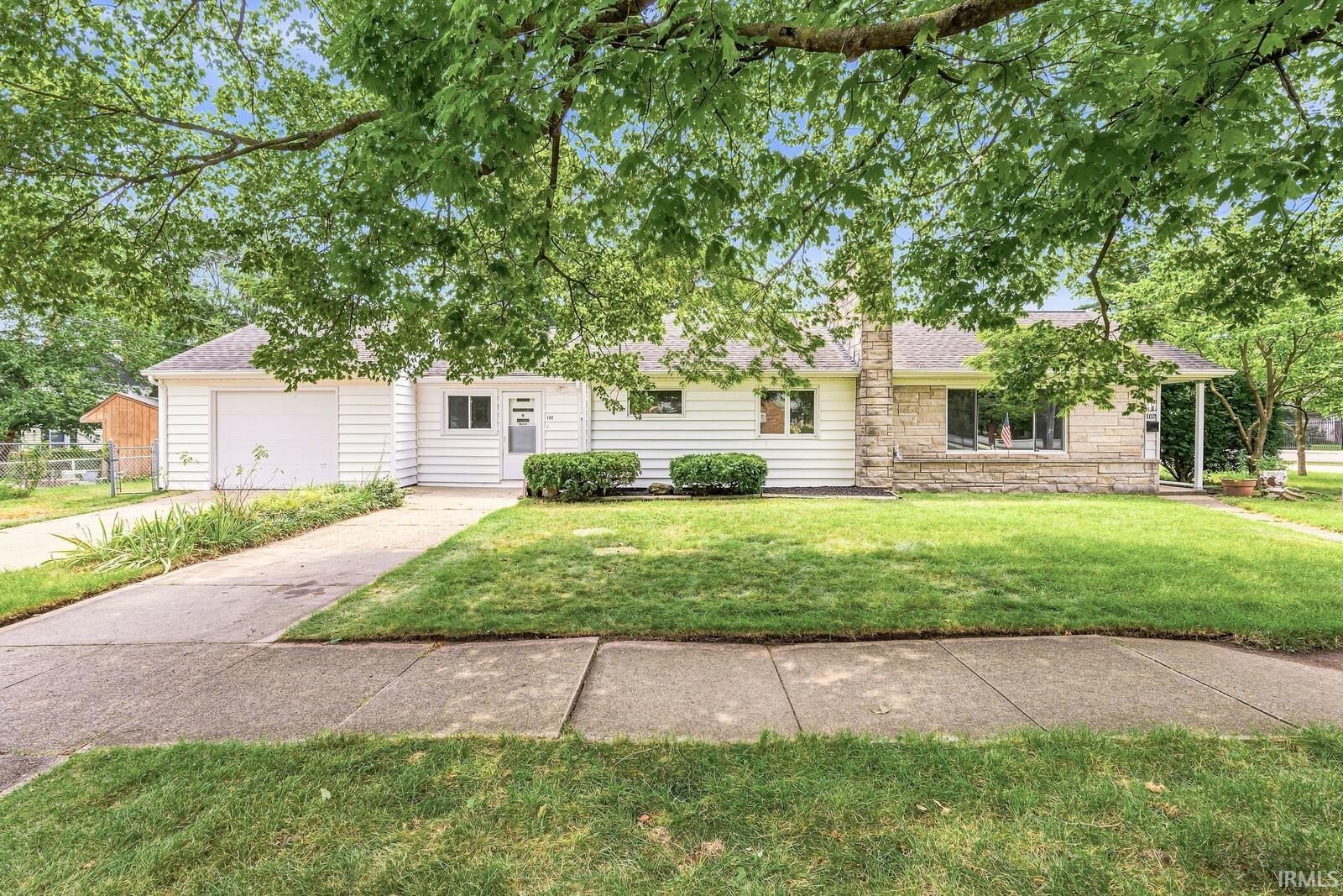 102 S Greenlawn Avenue South Bend IN 46617