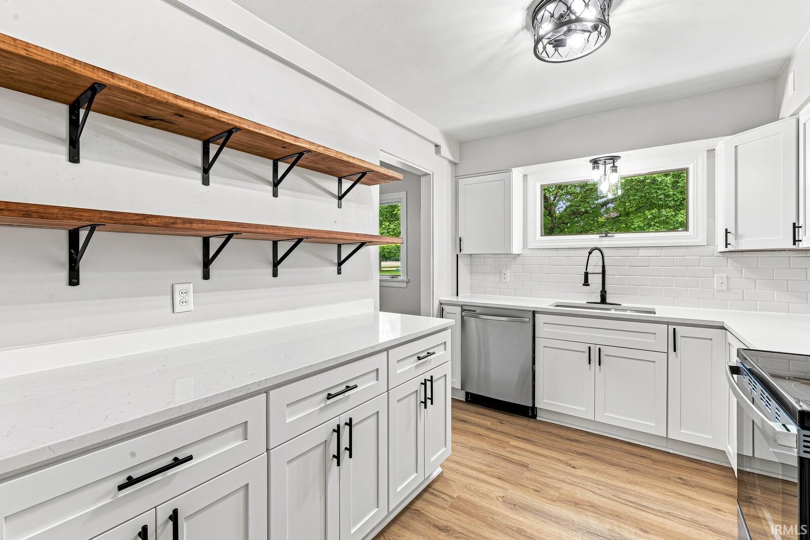 102 S Greenlawn Avenue South Bend IN 46617