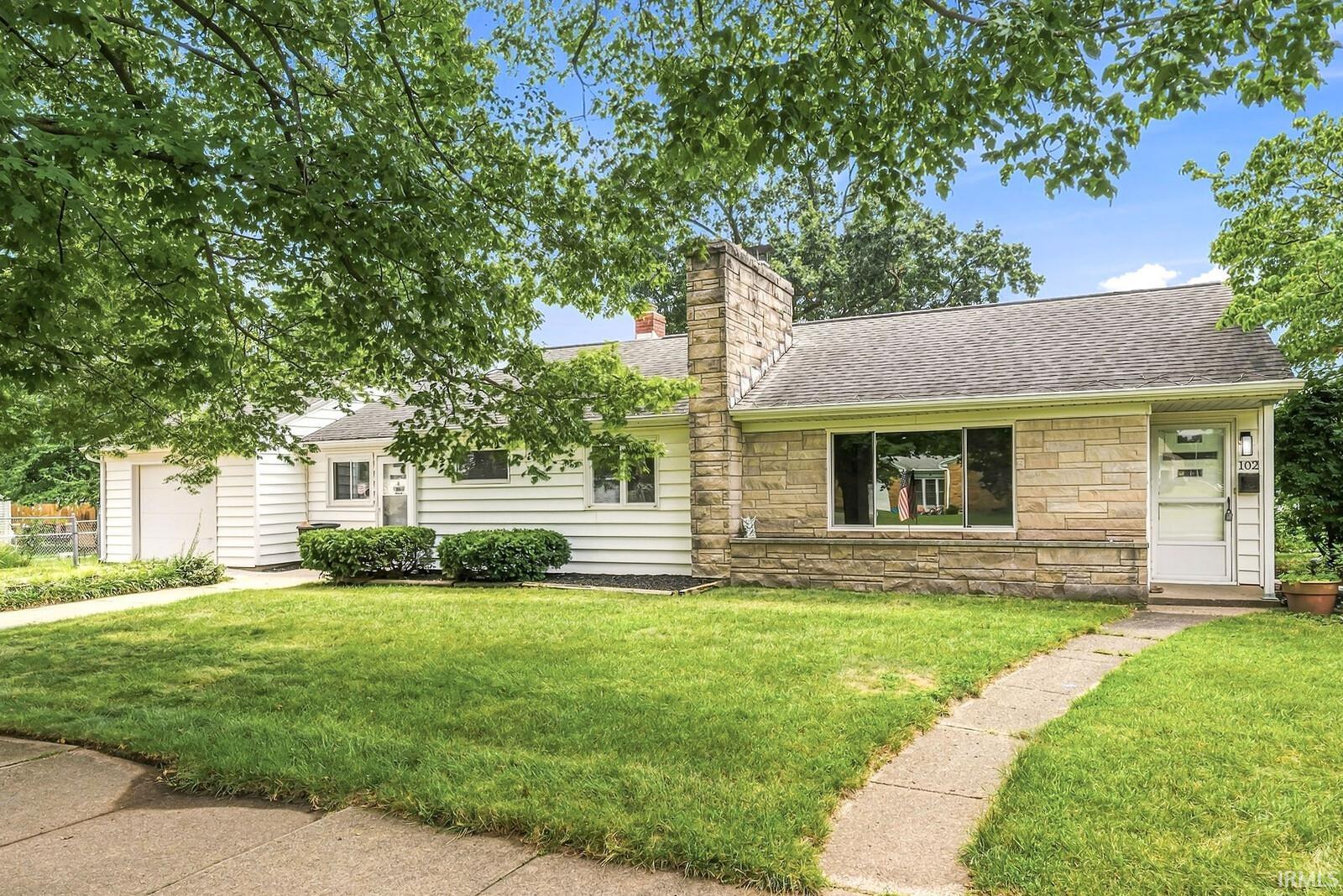 102 S Greenlawn Avenue South Bend IN 46617