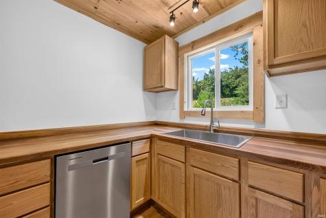 9891 Buffalo Pike Freetown IN 47235