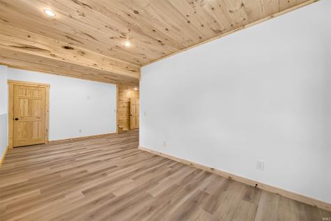 9891 Buffalo Pike Freetown IN 47235