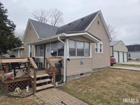 139 SE 7th Streets Linton IN 47441