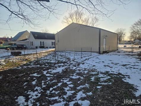 139 SE 7th Streets Linton IN 47441