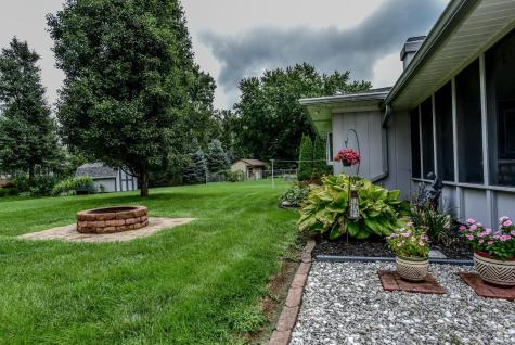 18 Fairfield Drive Brownsburg IN 46112