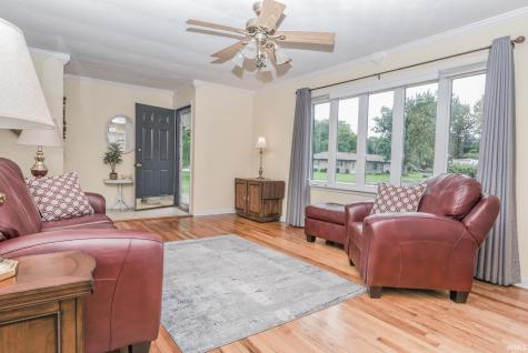 18 Fairfield Drive Brownsburg IN 46112