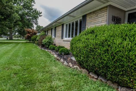 18 Fairfield Drive Brownsburg IN 46112