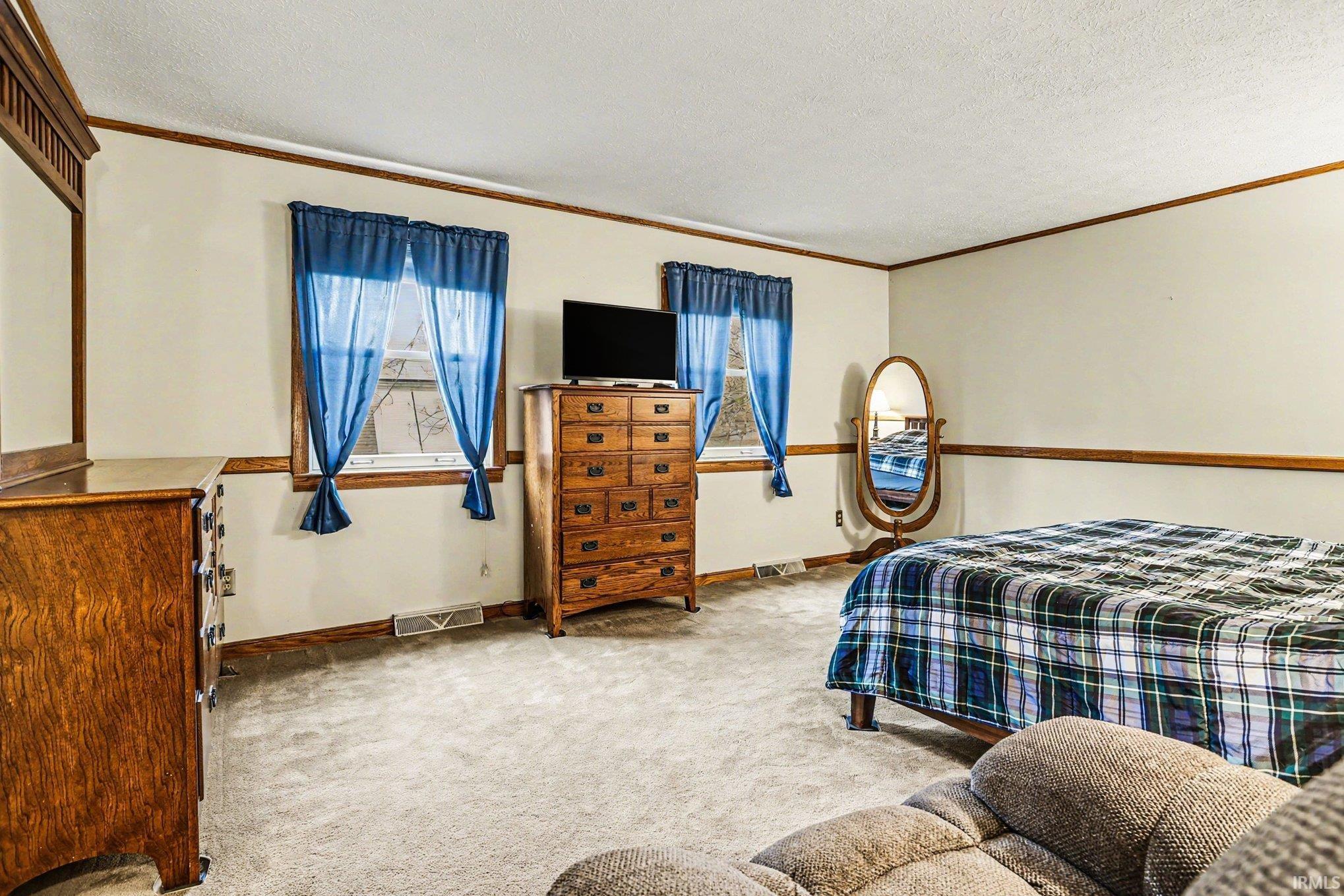 50955 Country Knolls Drive Granger IN 46530